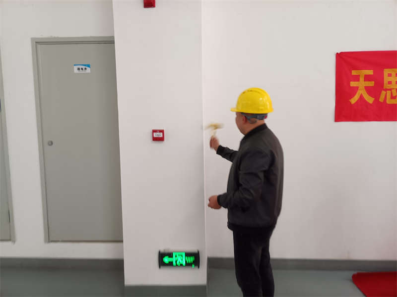 <a href=http://www.programante.com/gccf/ target=_blank class=infotextkey>合肥廠房裝修</a>